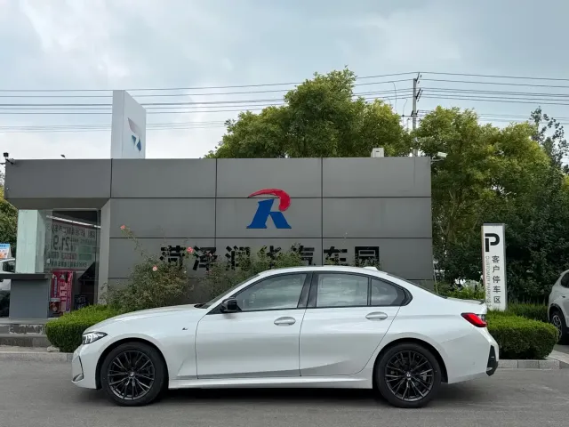 BMW 3 Series — Фото автомобиля 3
