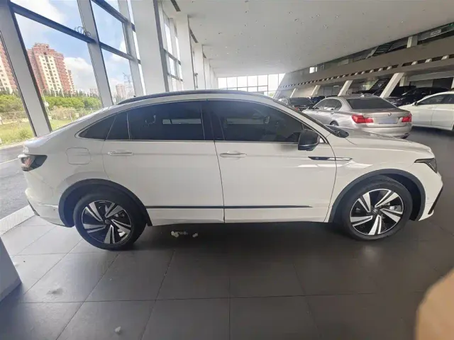 Volkswagen Tiguan X — Фото автомобиля 5