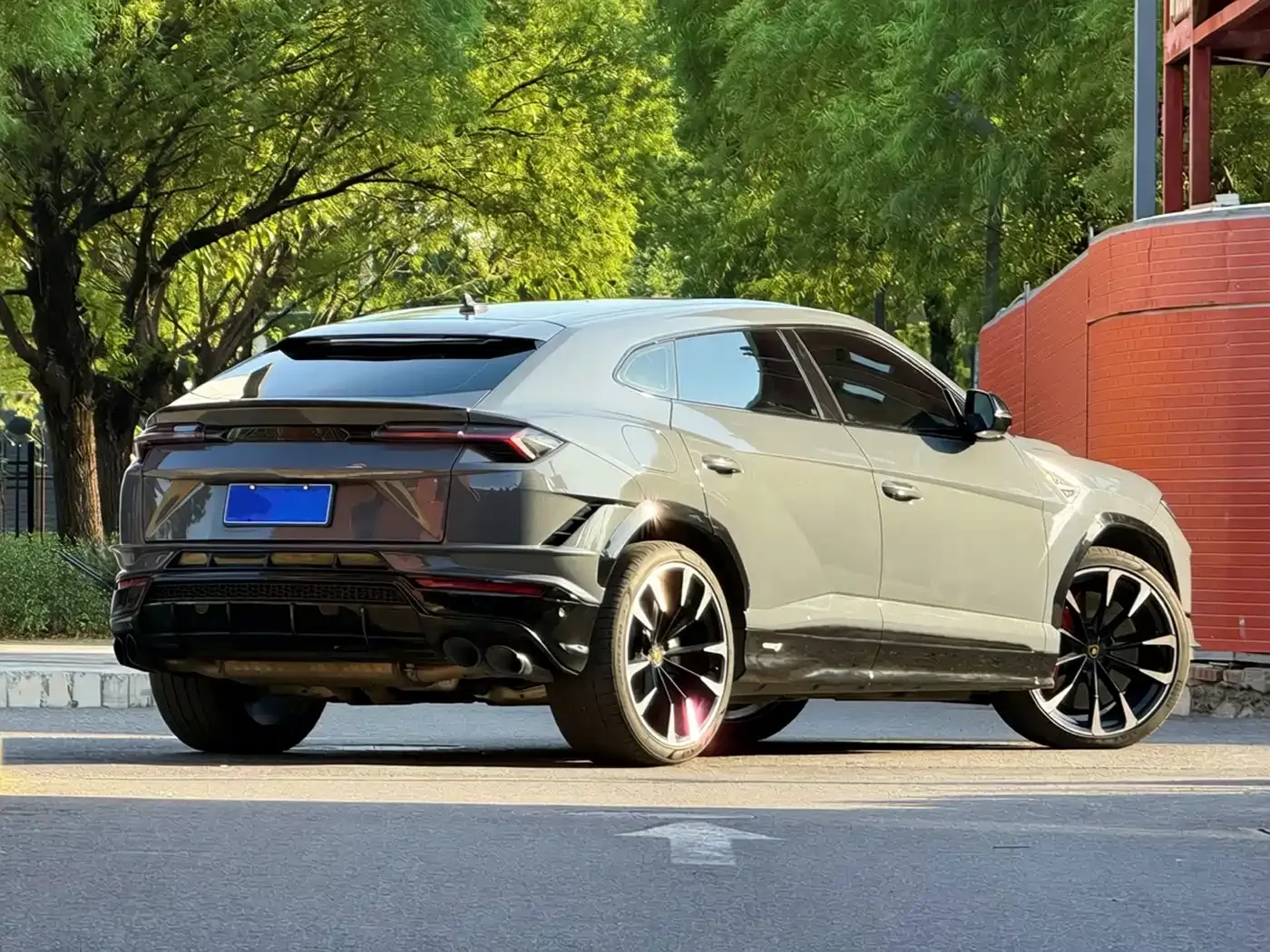 Lamborghini Urus 2023 4.0T V8 S — Фото автомобиля 6
