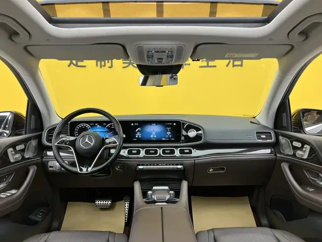 Mercedes-Benz GLS-Class — Фото автомобиля 14