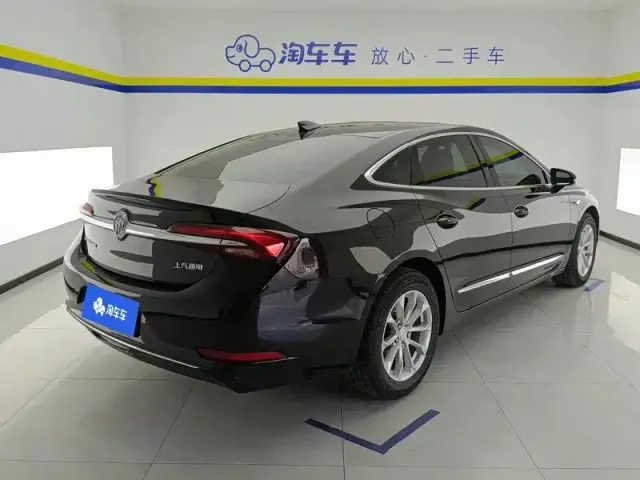 Buick LaCrosse — Фото автомобиля 2