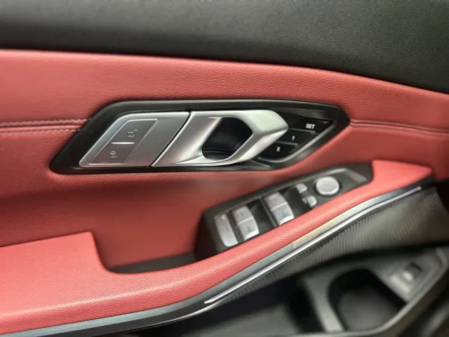 BMW 3 Series — Фото автомобиля 11