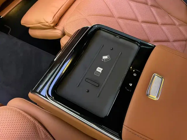 Mercedes-Benz Maybach S-Class — Фото автомобиля 14