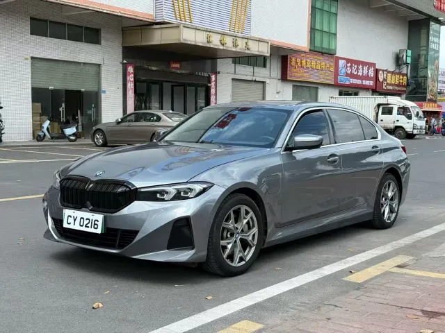 BMW i3 — Фото автомобиля 3
