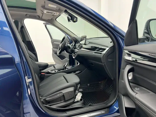 BMW X1 — Фото автомобиля 20