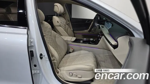 Genesis G80 Бензин 2.5 турбо 2WD — Фото автомобиля 23
