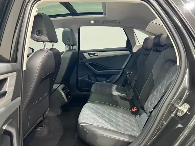 Volkswagen Sagitar — Фото автомобиля 5