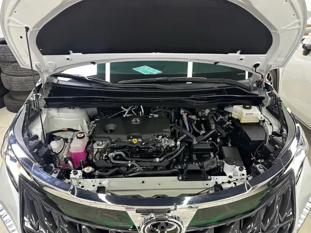 Toyota Granvia — Фото автомобиля 20