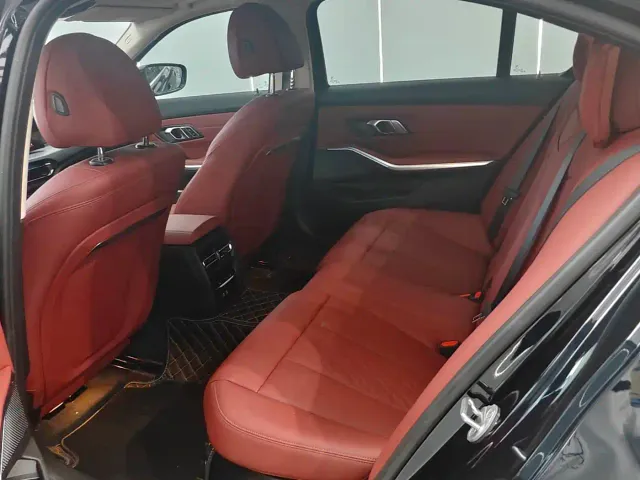 BMW 3 Series — Фото автомобиля 10