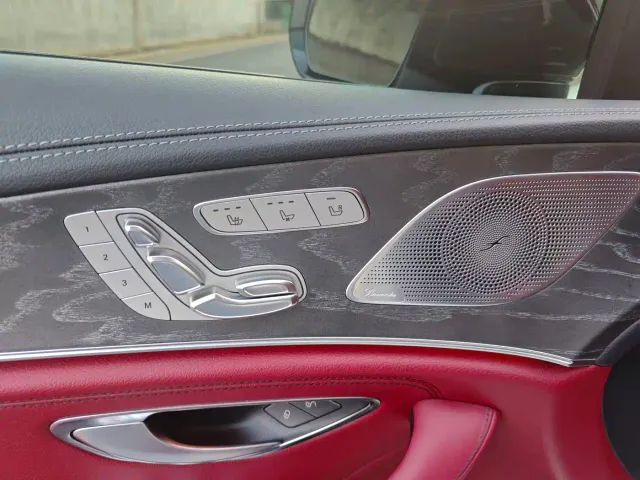 Mercedes-Benz CLS-Class — Фото автомобиля 22