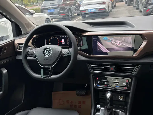 Volkswagen Tharu — Фото автомобиля 9