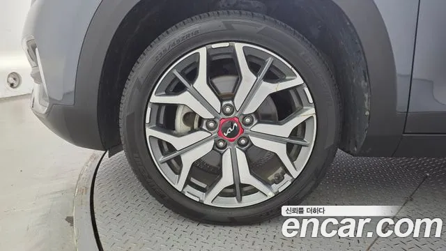 Kia Seltos Seltos Бензин 1.6 турбо 2WD — Фото автомобиля 5