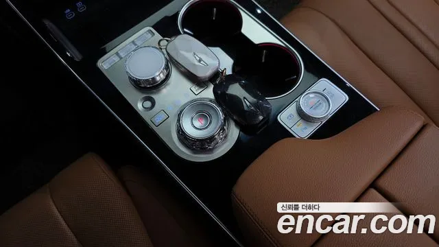 Genesis GV80 2.5T Бензин AWD — Фото автомобиля 9