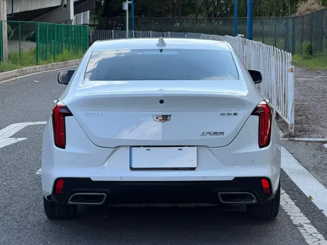Cadillac CT4 — Фото автомобиля 7