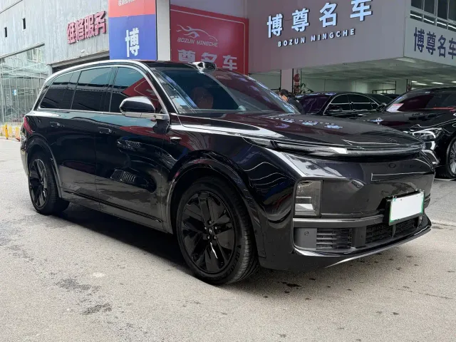 Li Auto L9 — Фото автомобиля 3
