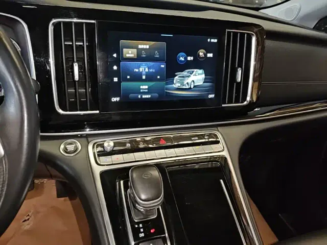 GAC Trumpchi M8 — Фото автомобиля 12