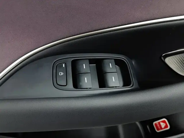 Xiaomi SU7 — Фото автомобиля 9