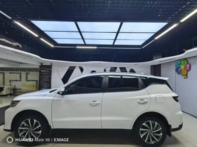 Geely Vision X6 — Фото автомобиля 7