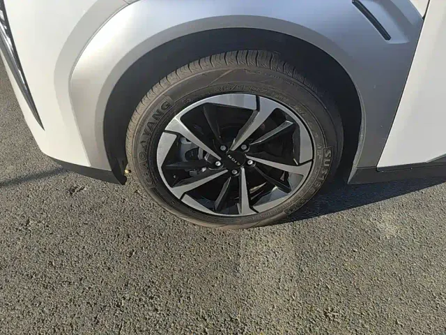 GAC Aion Y — Фото автомобиля 22