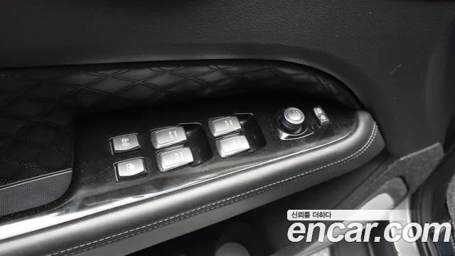 KG_Mobility_Ssangyong Rexton All Rexton Дизель 2.2 4WD — Фото автомобиля 29