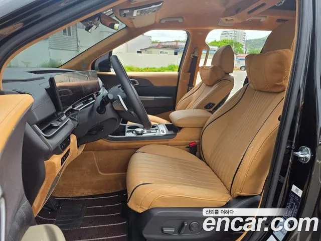 Kia Carnival Generation 4 — Фото автомобиля 14
