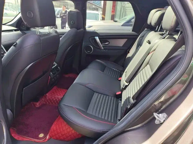 Land Rover Discovery Sport — Фото автомобиля 16