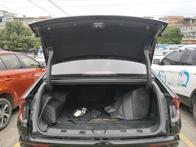 Wuling Starlight — Фото автомобиля 18