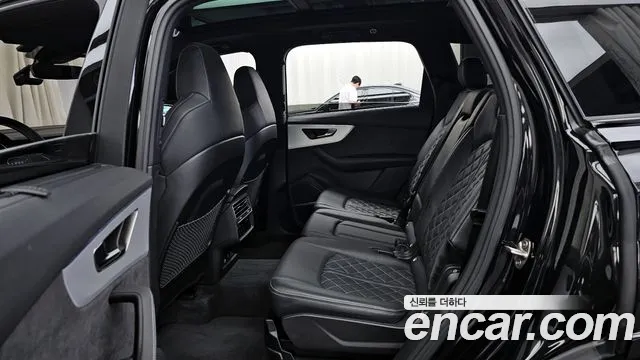 Audi Q7 55 TFSI quattro Premium — Фото автомобиля 26