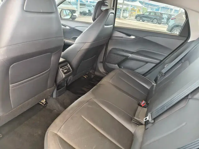 Changan Lamore — Фото автомобиля 6
