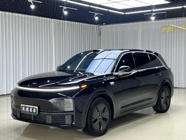 Фотография автомобиля — Li Auto L7