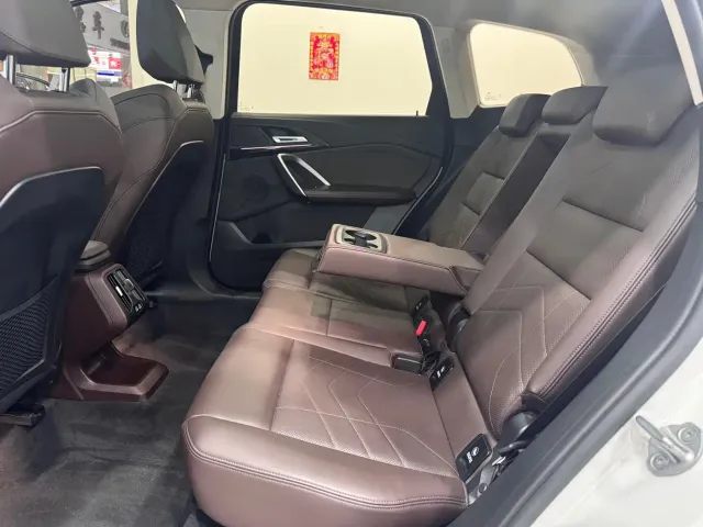 BMW X1 — Фото автомобиля 10