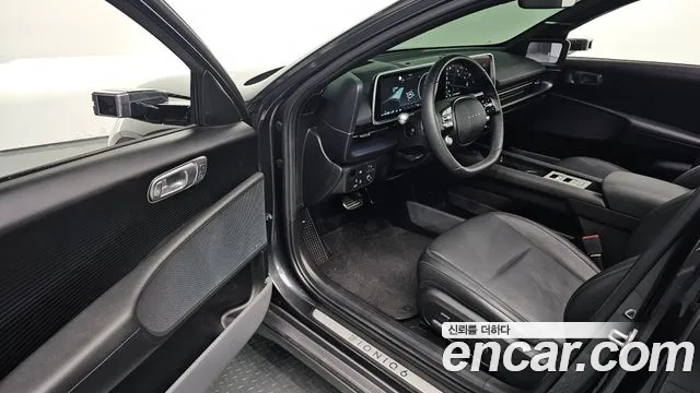 Hyundai Ioniq 6 — Фото автомобиля 10