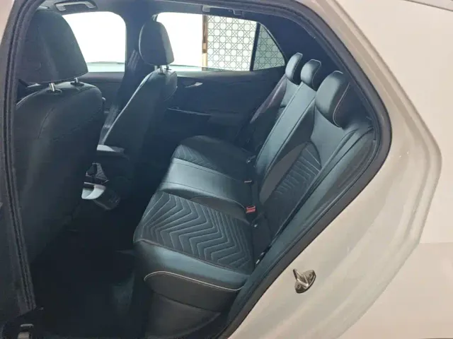 Volkswagen ID.3 — Фото автомобиля 16