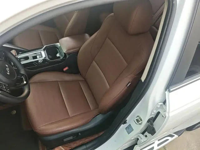 Kia Sportage — Фото автомобиля 10