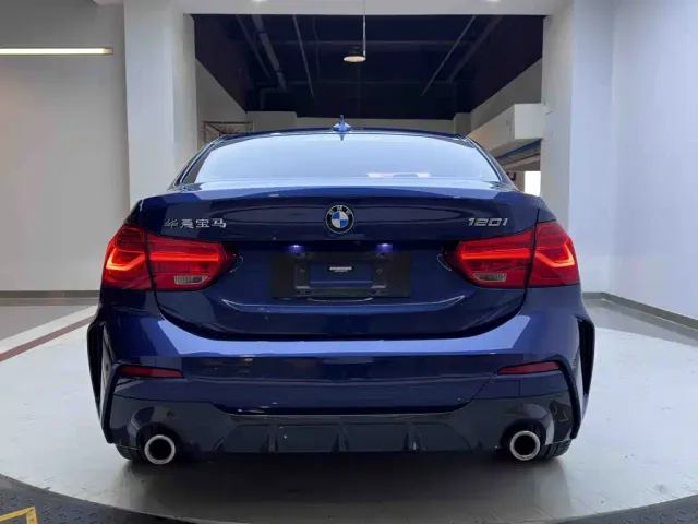 BMW 1 Series — Фото автомобиля 5