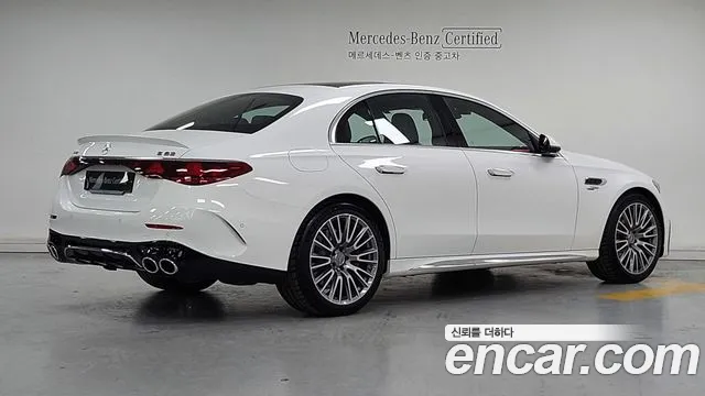 Mercedes-Benz E-Class — Фото автомобиля 2