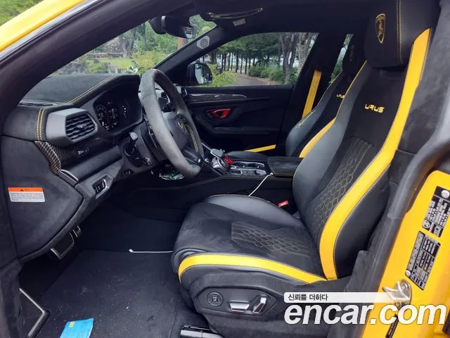 Lamborghini Urus — Фото автомобиля 7