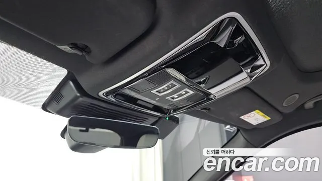 Land Rover Range Rover Velar — Фото автомобиля 26