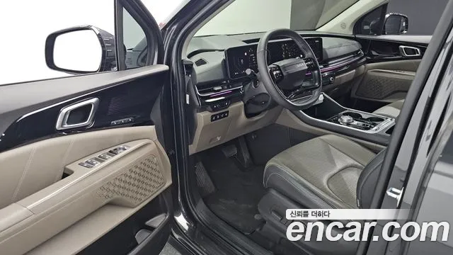 Kia Carnival Generation 4 — Фото автомобиля 11