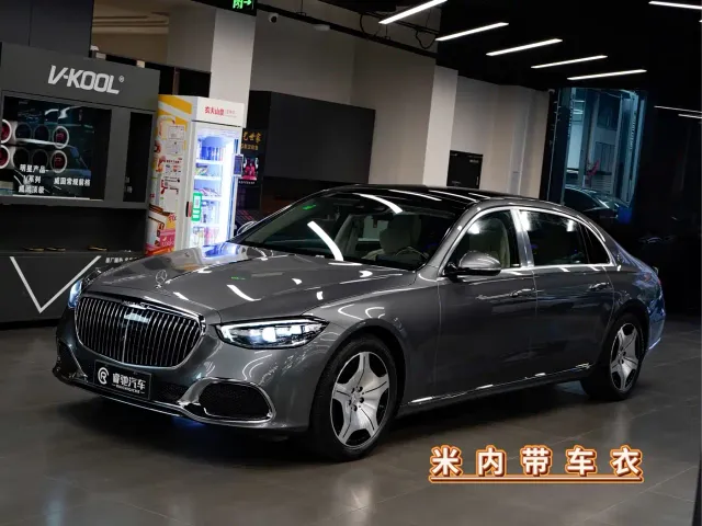 Фотография автомобиля — Mercedes-Benz Maybach S-Class