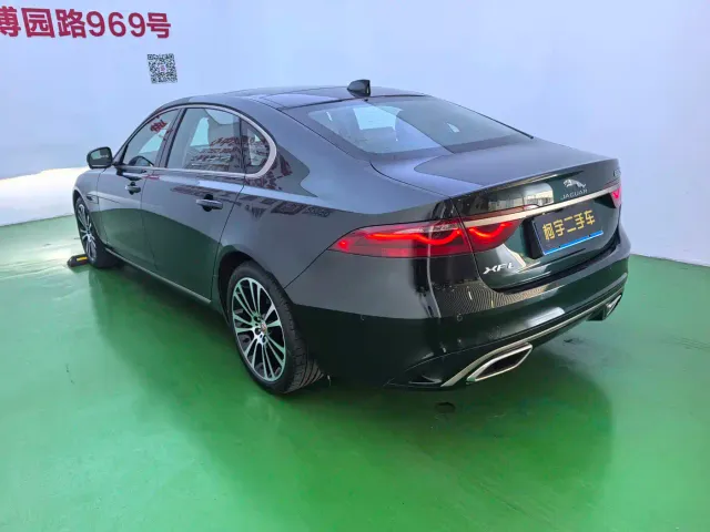 Jaguar XFL — Фото автомобиля 6