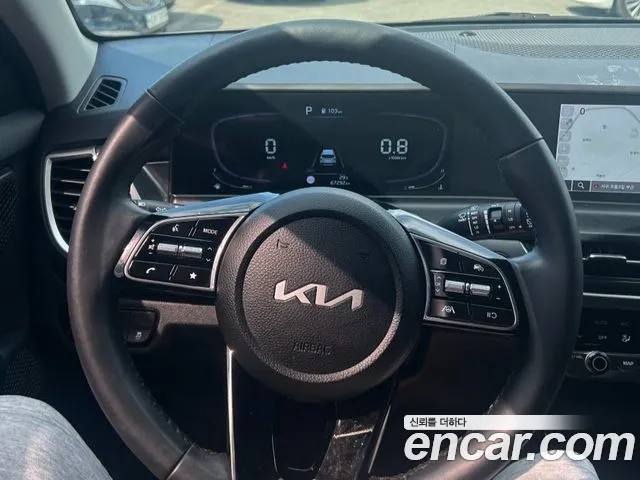 Kia Seltos — Фото автомобиля 14