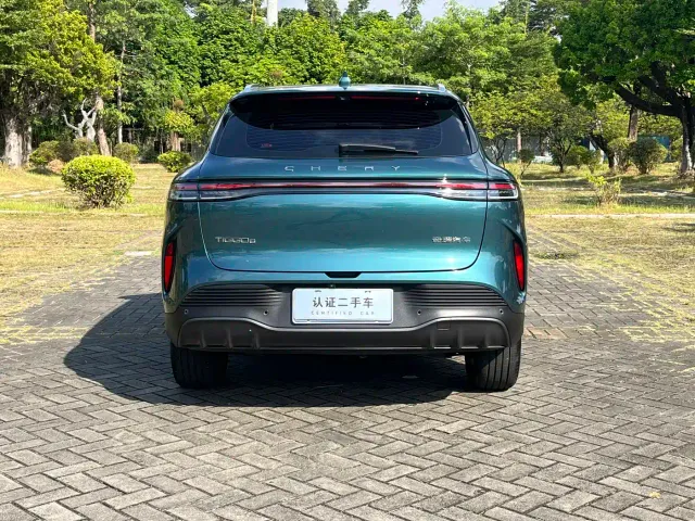 Chery Tiggo 8 — Фото автомобиля 5