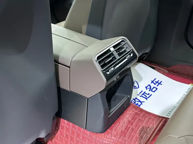 BMW 5 Series — Фото автомобиля 20