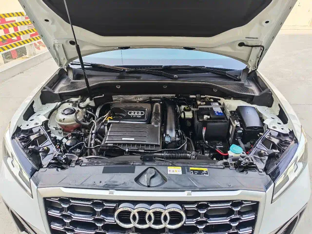 Audi Q2L — Фото автомобиля 10