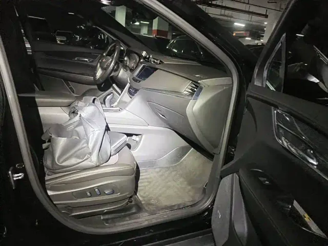 Cadillac Cadillac XT5 2022 2.0T 2WD Luxury — Фото автомобиля 13