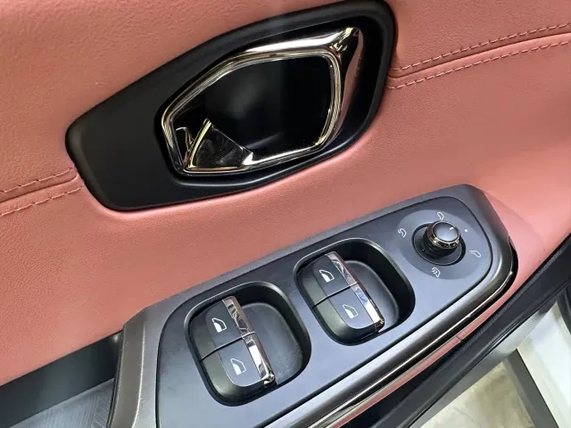 Nio EC6 — Фото автомобиля 19