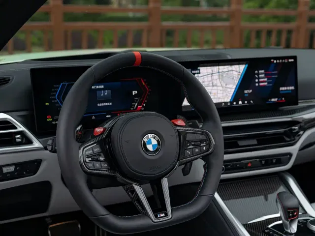BMW M4 — Фото автомобиля 15