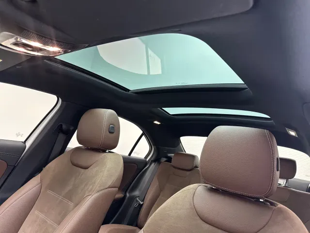 Mercedes-Benz A-Class — Фото автомобиля 17