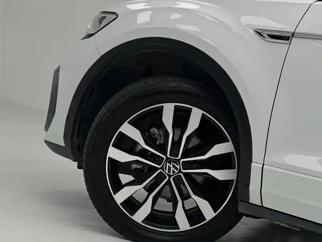 Volkswagen T-Roc — Фото автомобиля 15